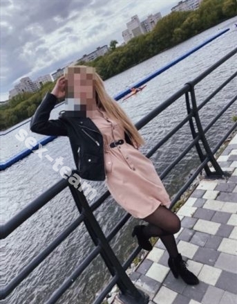 Оля