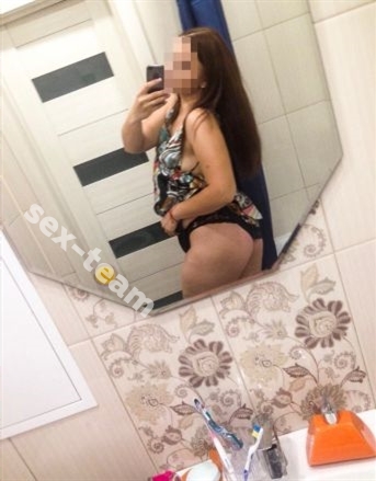Юна